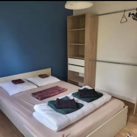 Appartement Clermont-Ferrand F3 2 chambres 1 chambre avec 1 lit simple et 1 chambre avec 2 lits doubles Appartement